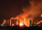 Kebakaran Melanda Kilang Pertamina Dumai, Operasional Dinyatakan Terkendali