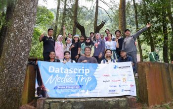 PT Datascrip Ajak Media Jelajahi Alam Sambil Uji Produk Inovatif di Suaka Elang Loji